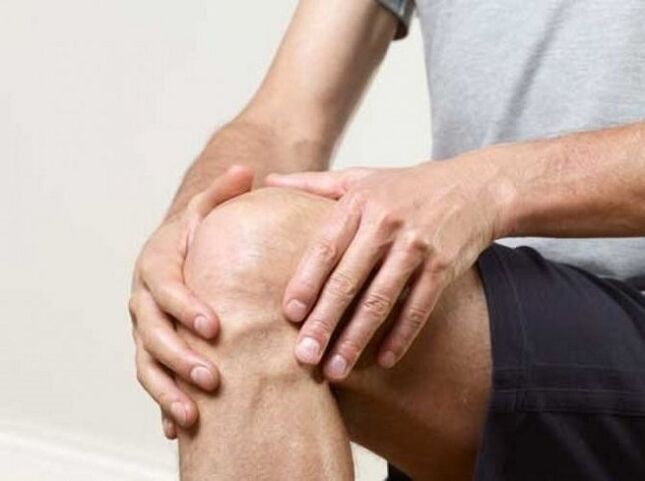 болки в коляното с артрит и артроза